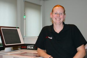 natascha-weet-haar-mannetje-te-staan-andi-printsolutions